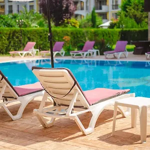 magnolia-garden-family-hotel.sunnybeach-hotels.org/